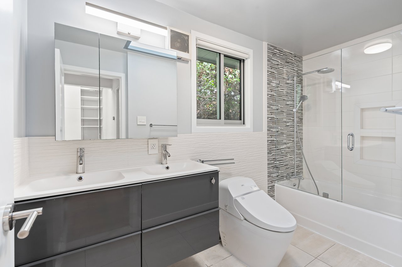 3502 Arbutus Ave, Palo Alto, CA 94303