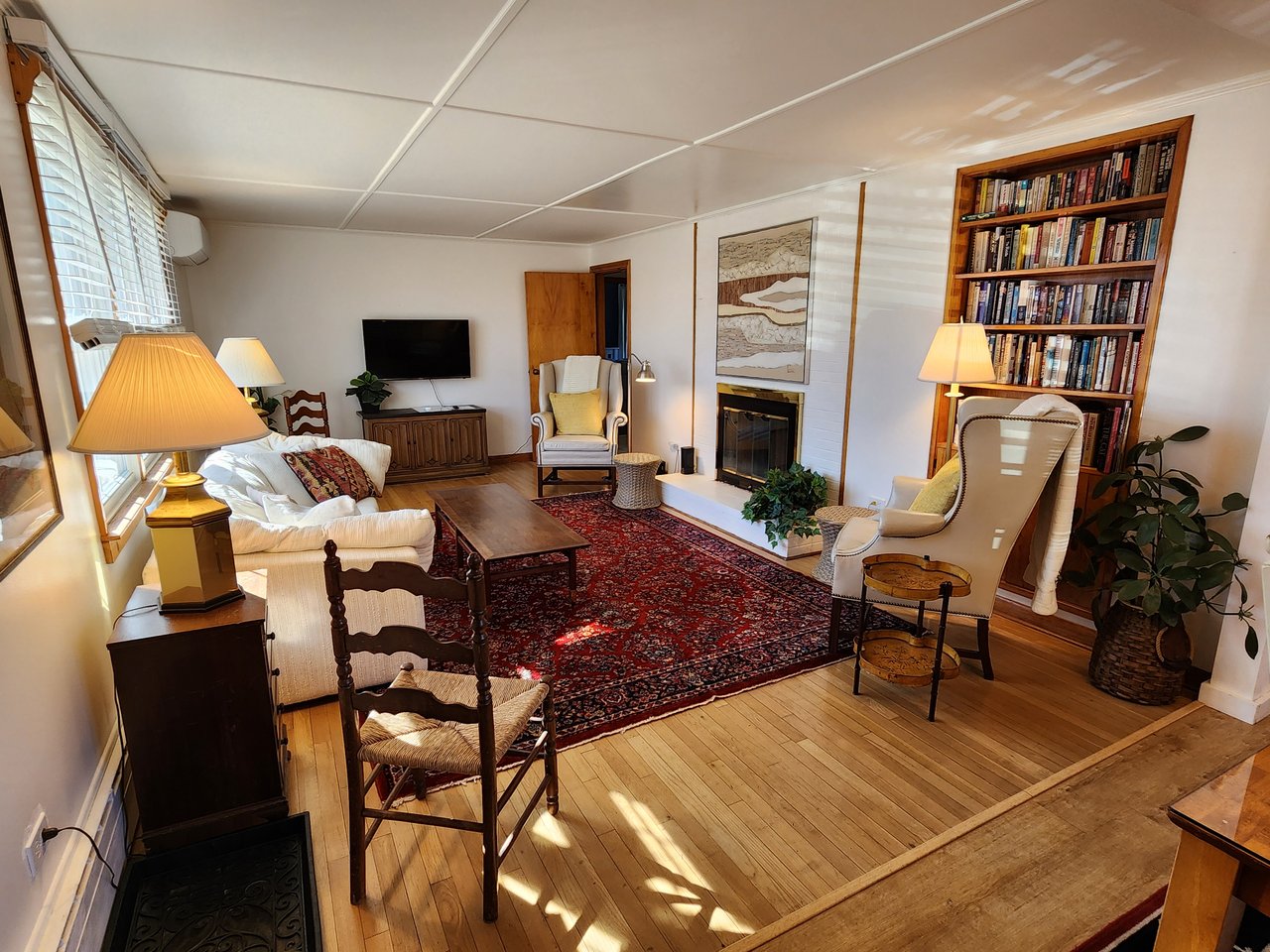 25 Fluker St, Thomaston ME