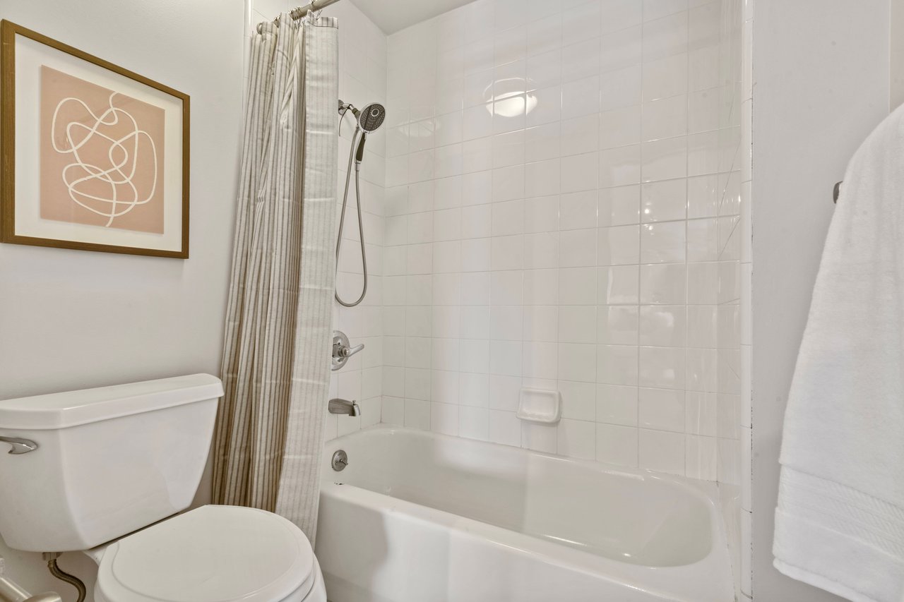281 Clara St #6
