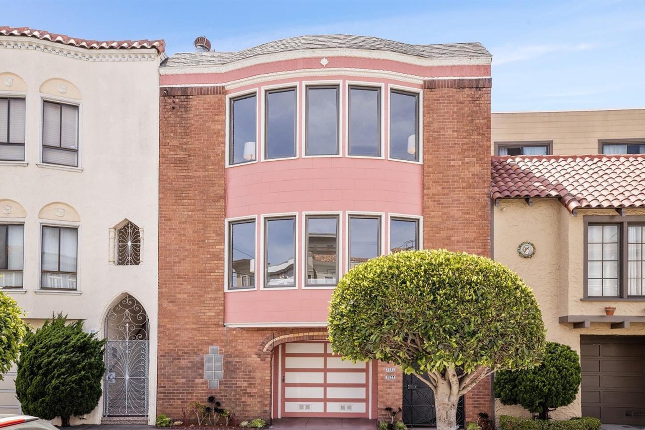 3529-3532 Divisadero Street