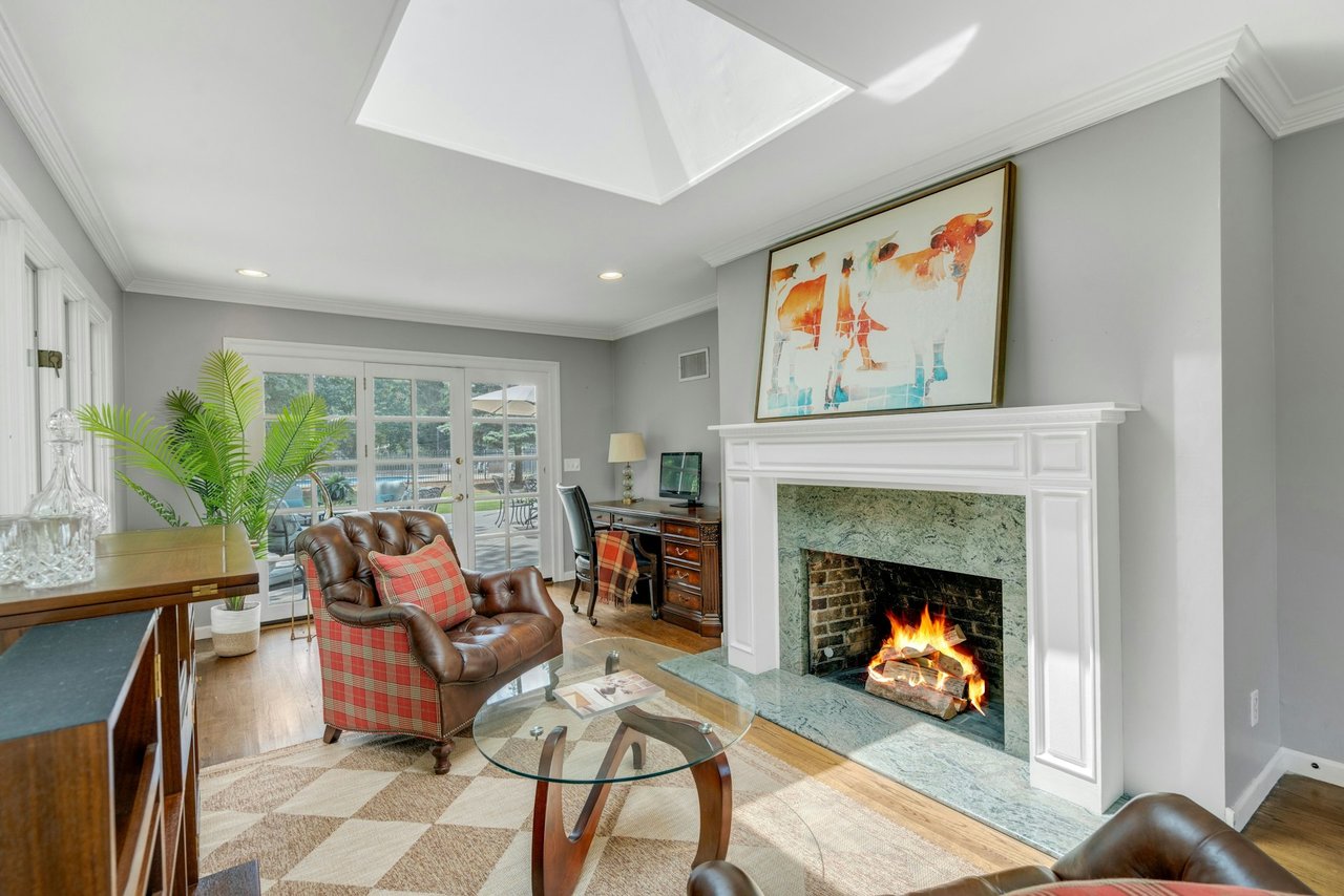 225 Glen Road