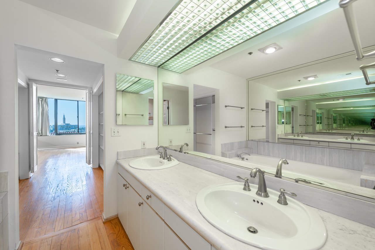 10724 Wilshire Blvd #513