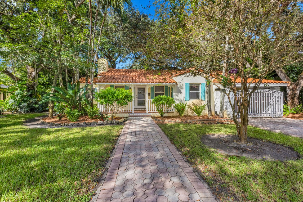 The Oak Haven - The Perfect Coral Gables Home