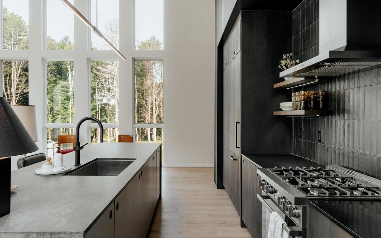 The Things You'll Love and Hate About Living on a Cul-de-sac