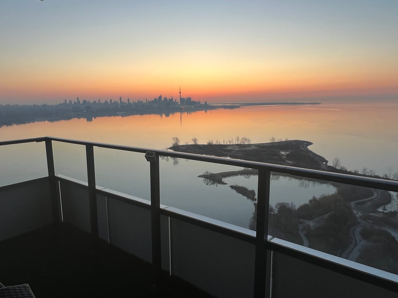 20 Shore Breeze Drive SE 3107