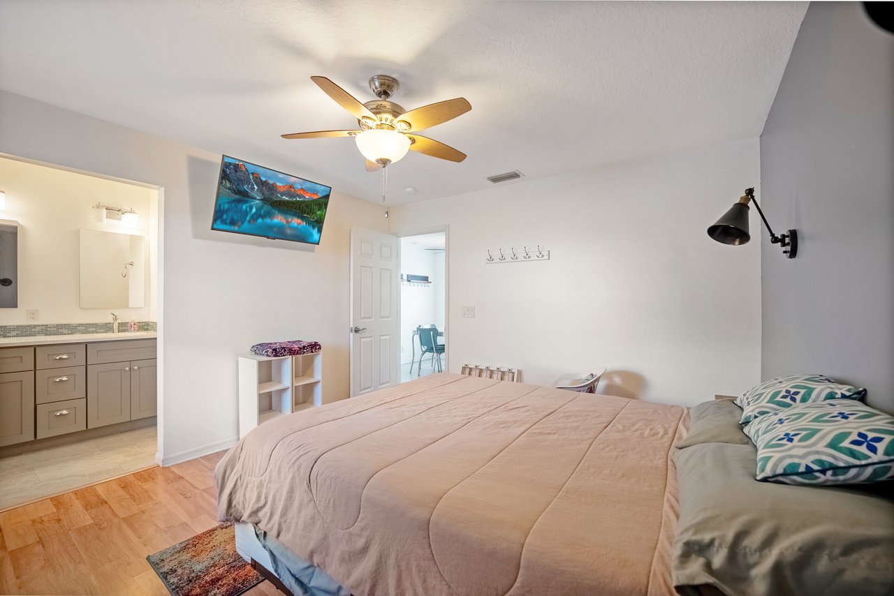 3380 NW 44th ct