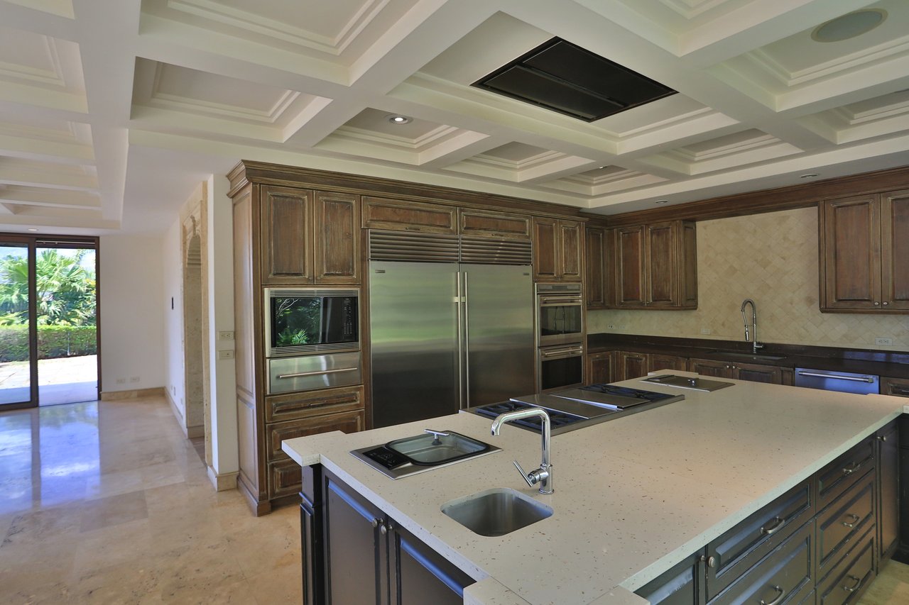 Mediterranean Estate with Guest House, Santa Ana, San Jose