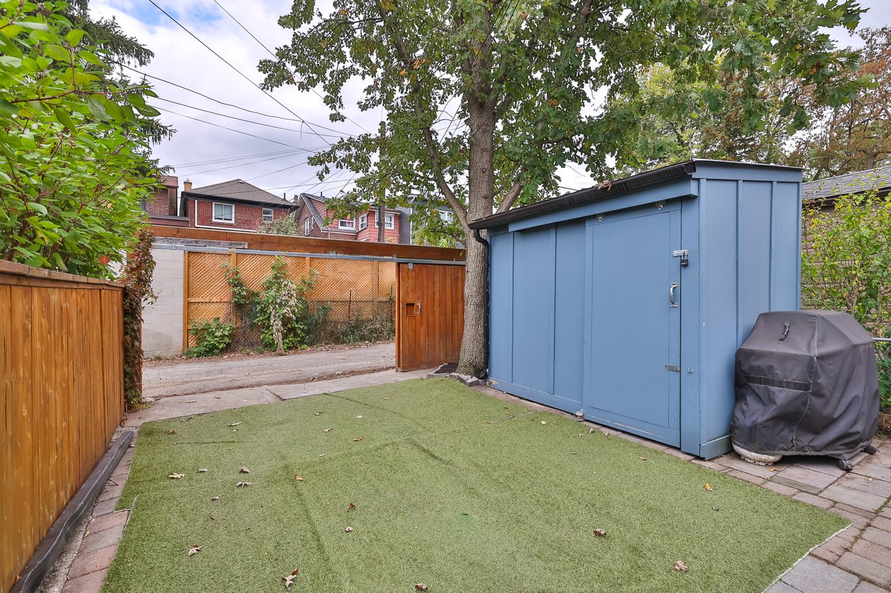 SOLD; Prime Humewood Locale!