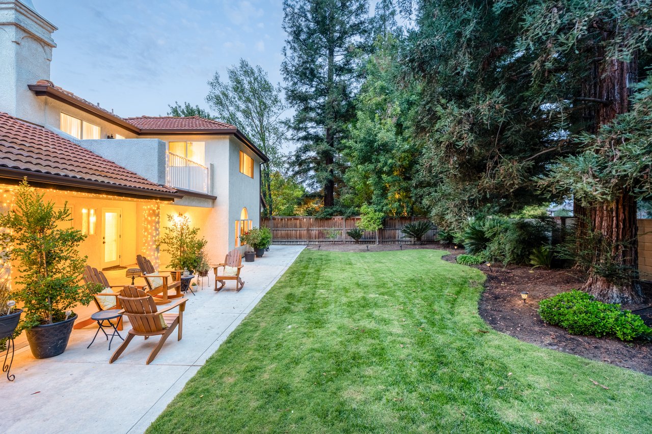 841 E Country View Circle