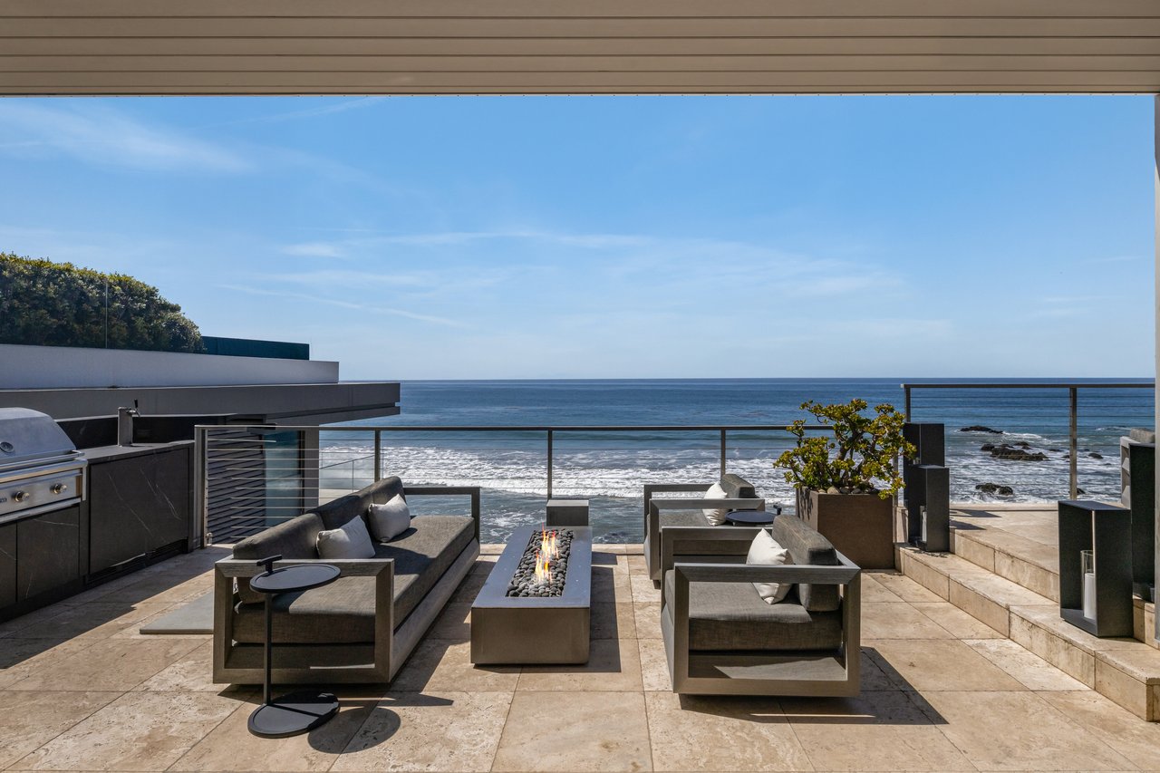 31504 Victoria Point Rd, Malibu