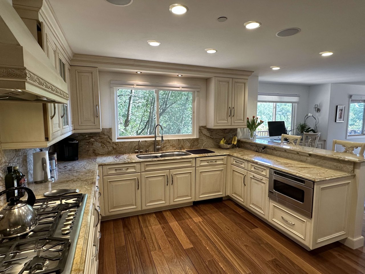 Montecito Heights Home on 1/2 Acre