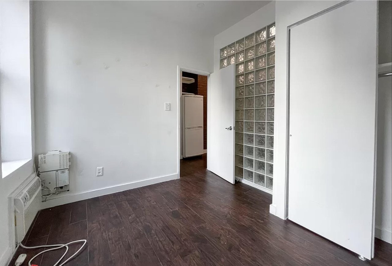 202 East 21st Street, Apt 5-D