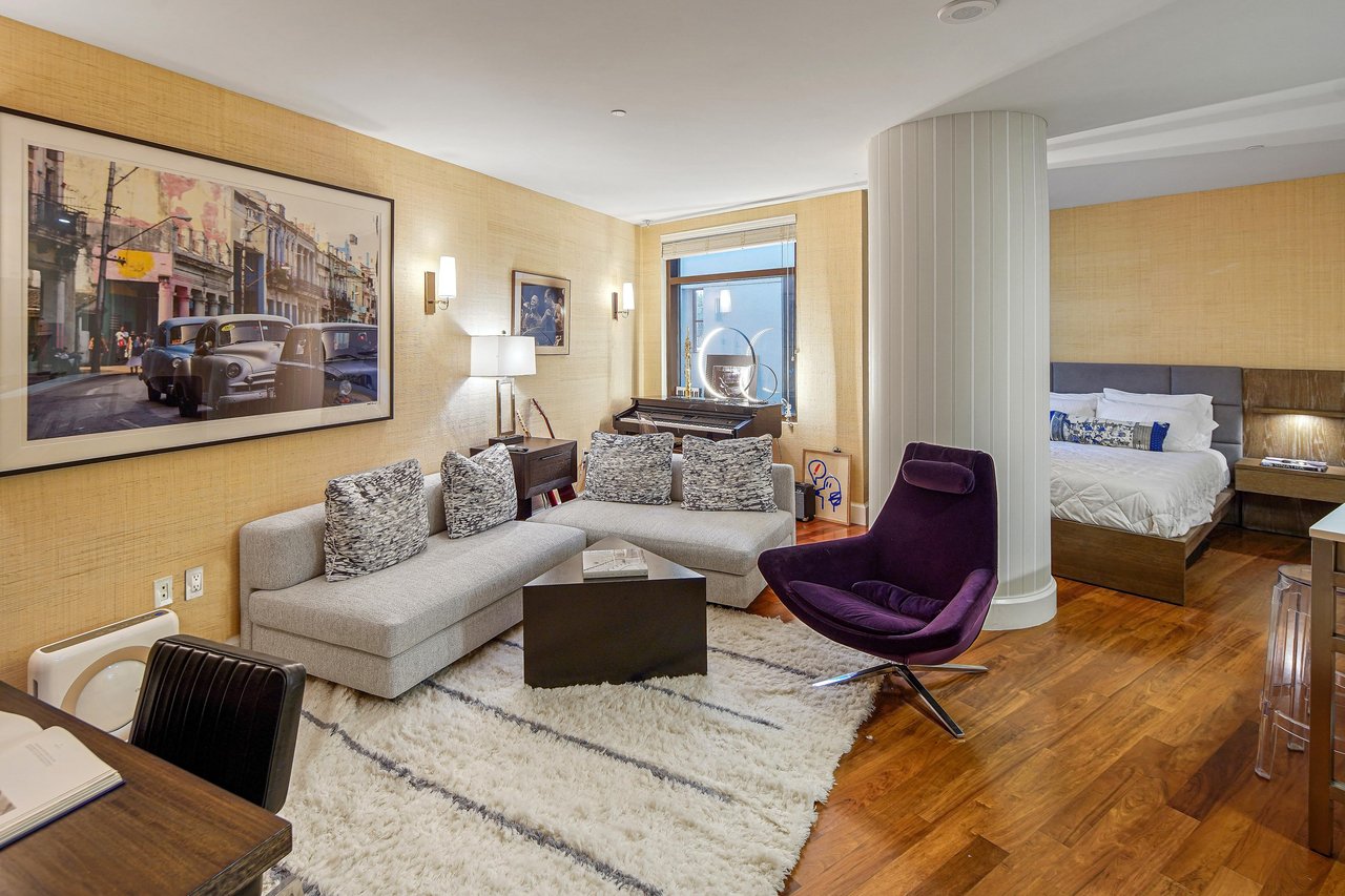 The Century Guest Suite 1