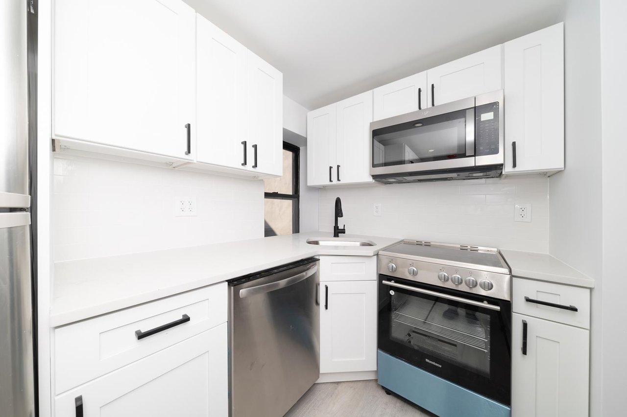 86 East 7th Street, Apt 6