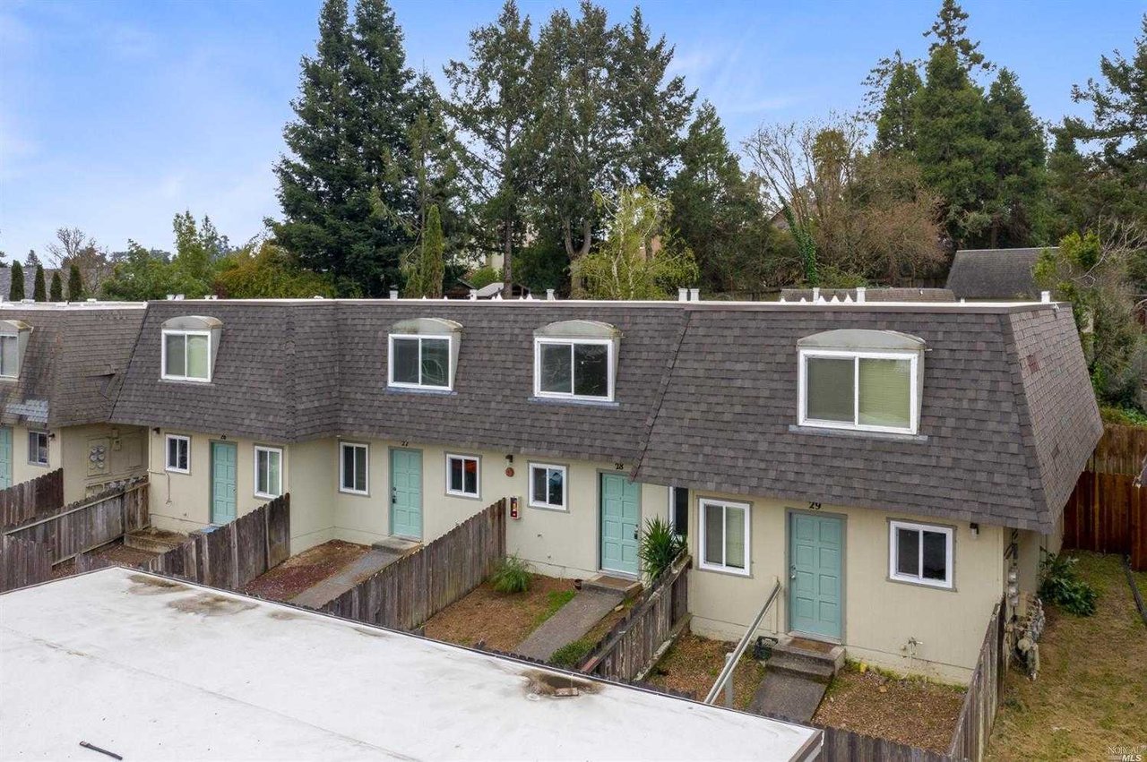 8722 Lund Hill Ln Unit 27-29