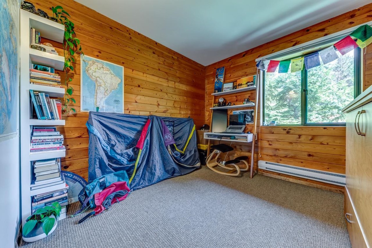 8248 Alpine Wy