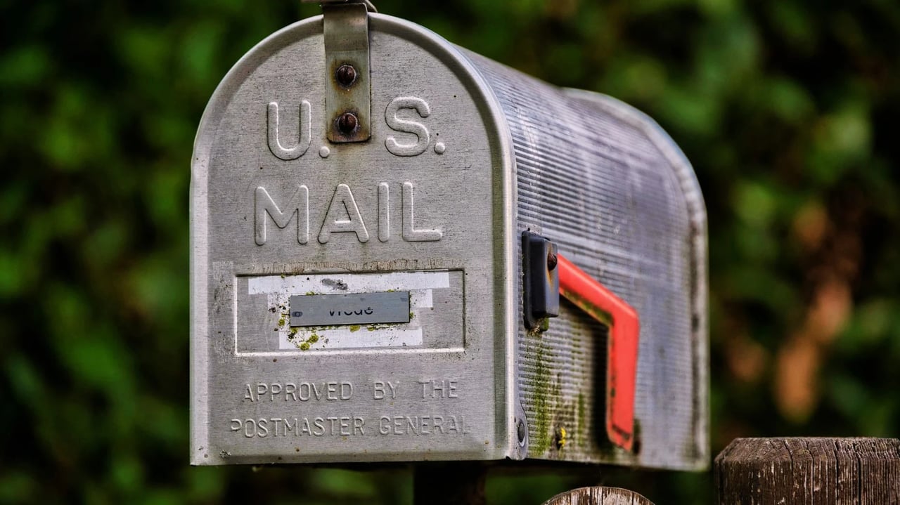 USPS financial crisis puts real estate transactions at risk