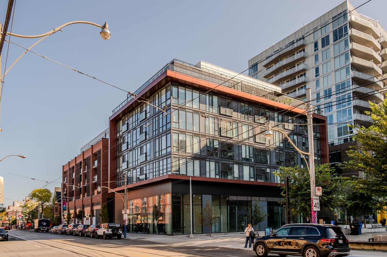 507-665 Queen St E 