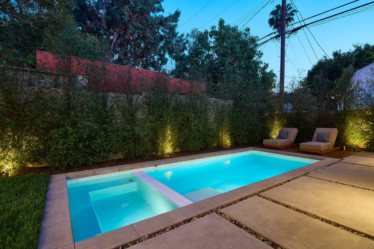 2307 Louella Ave