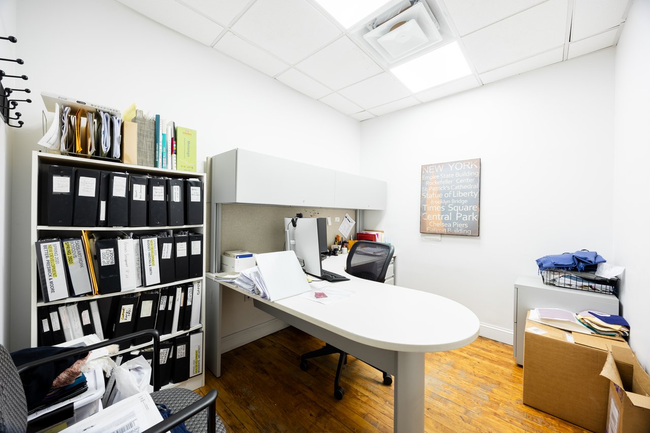 15 West 34th Street - 6th Floor