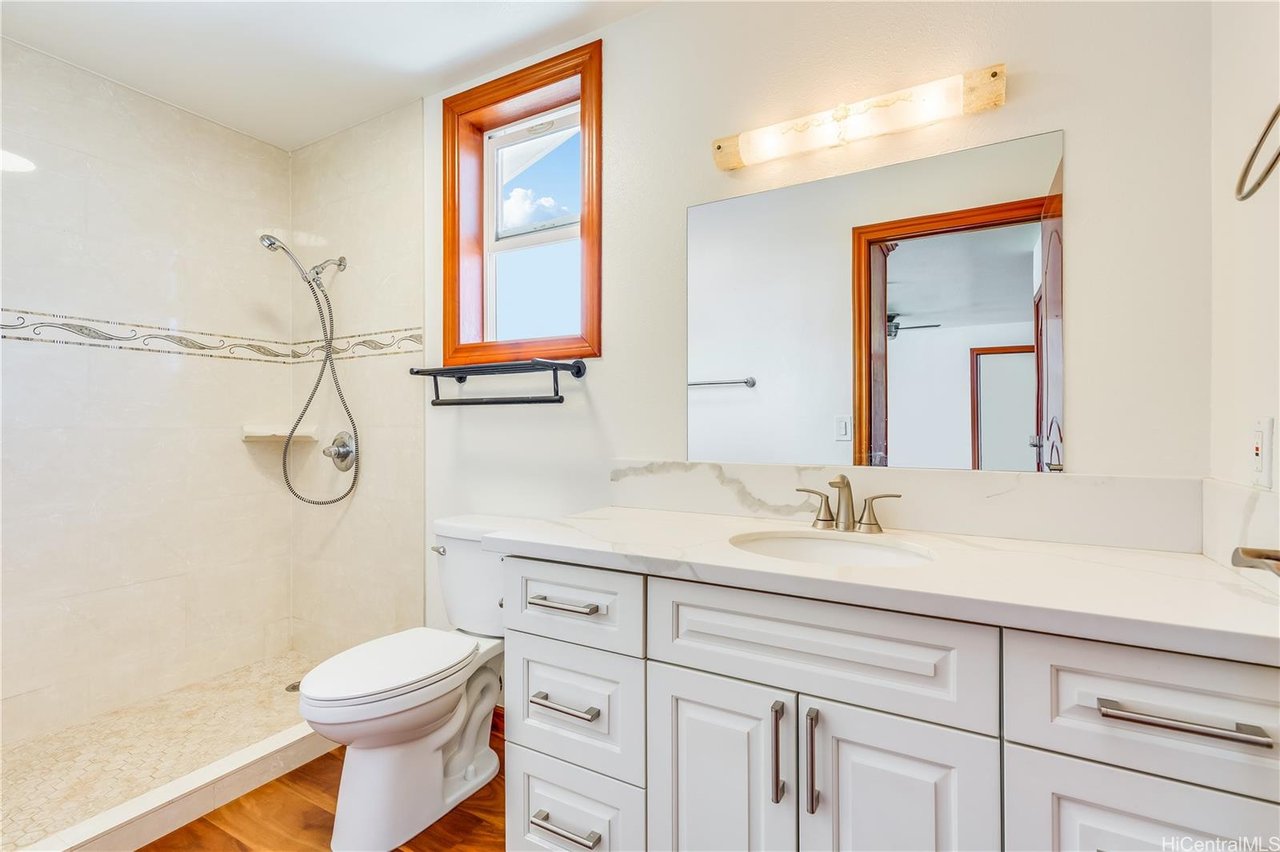 99-109 Ohekani Loop, Aiea 96701