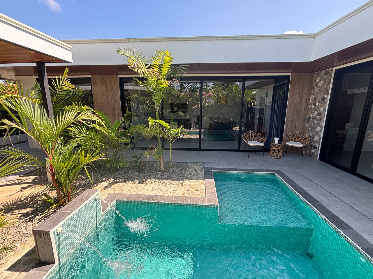 Clean, Modern Home Near Uvita Beach – Perfect Rental or Getaway