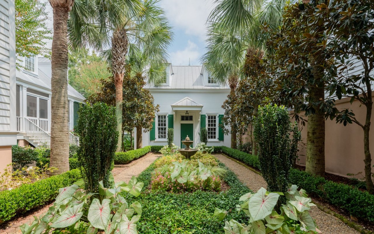 William Means Sponsors Fall Garden Tour Of I’On And Olde Park