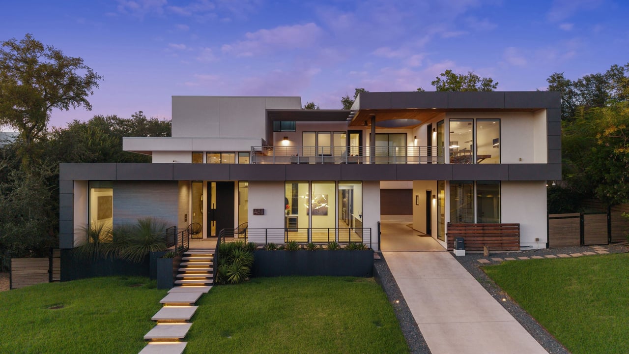 4811 Timberline Drive
