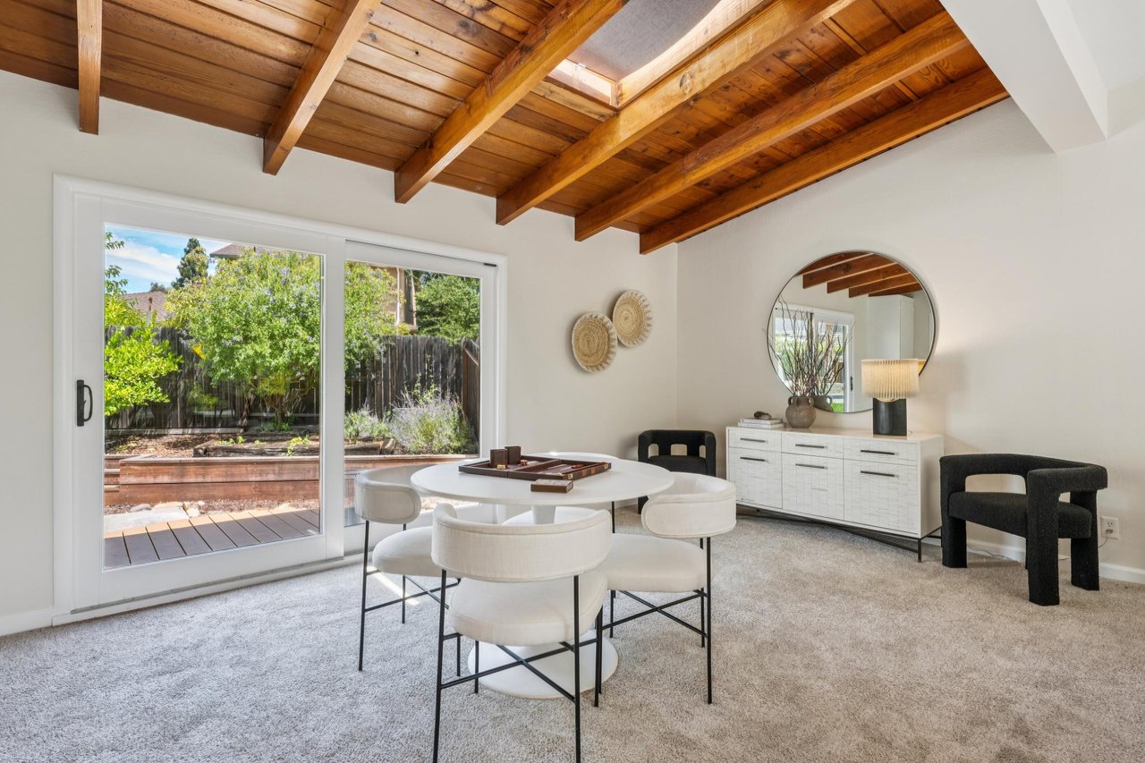 2645 Buenos Aires Ct