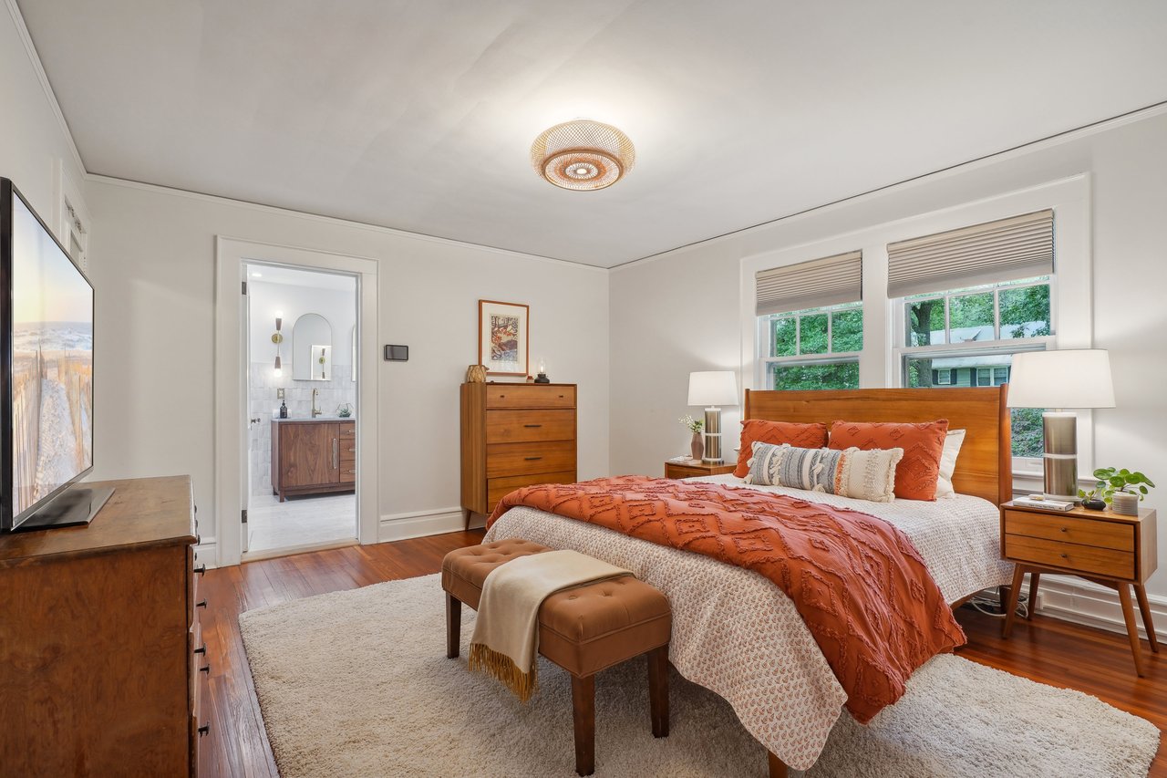 32 Rynda Rd