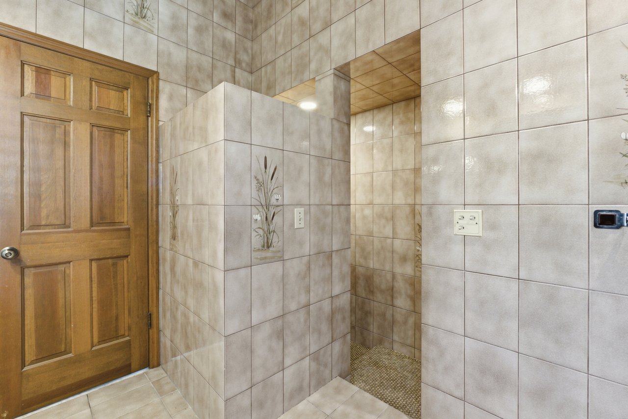 Private Exclusive | Redland Estate on 2.11 Acres | Offered at $2,050,000
