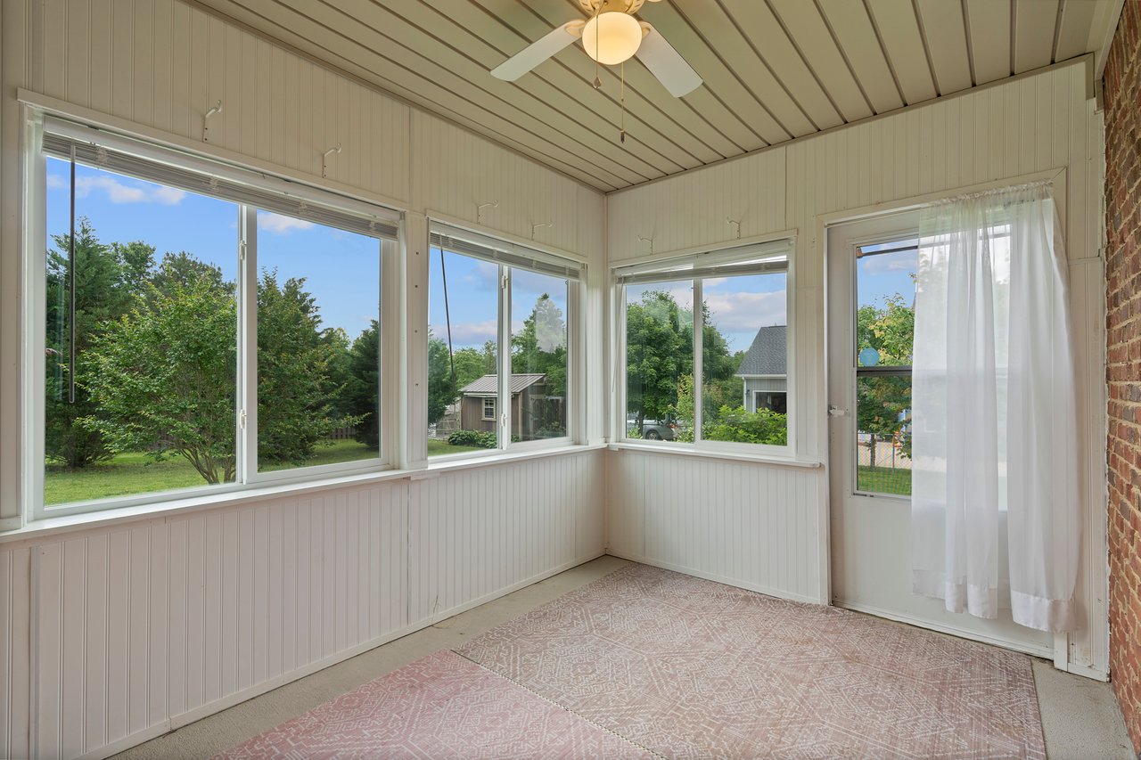 No HOA!! Great property in Toney!
