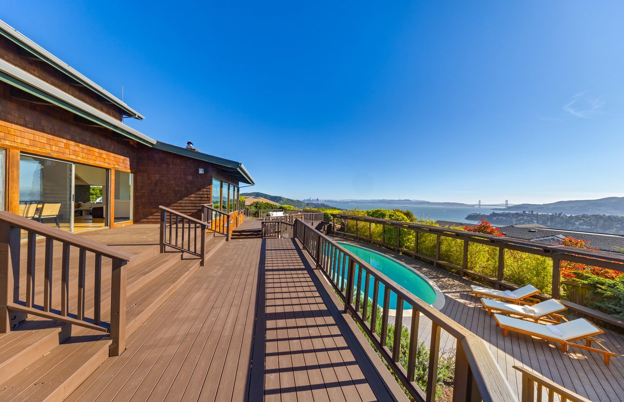 Sweeping Views of San Francisco and the Golden Gate Bridge