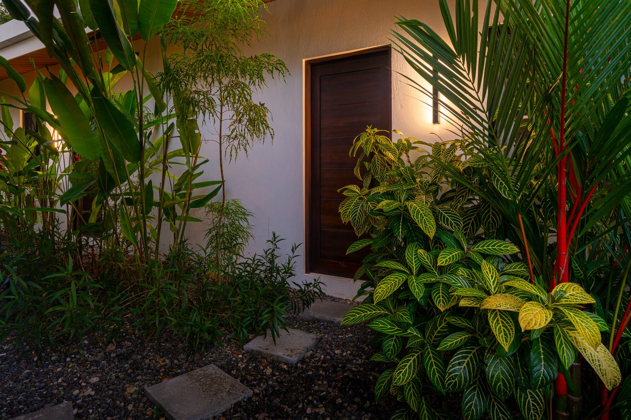 Income Ready Boutique Investment near Whale's Tail Beach