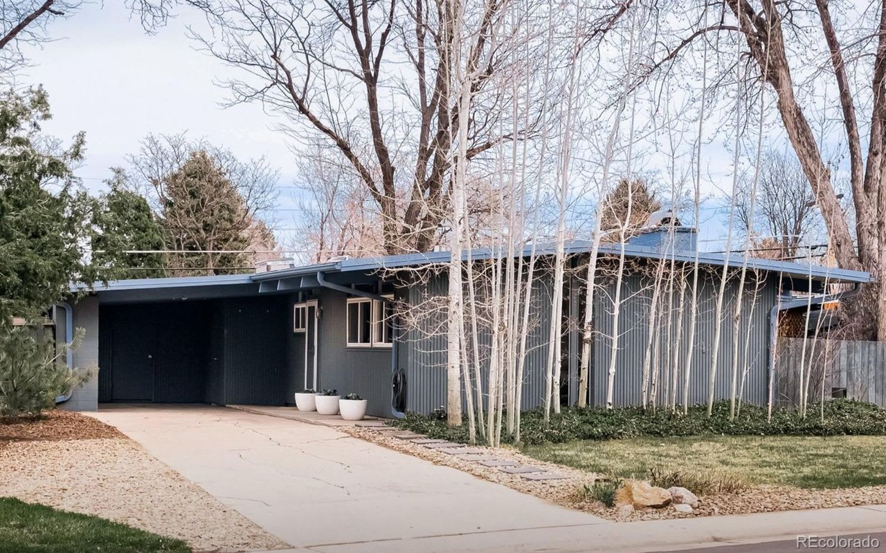 Modern Listing of the Day (April 7, 2022)