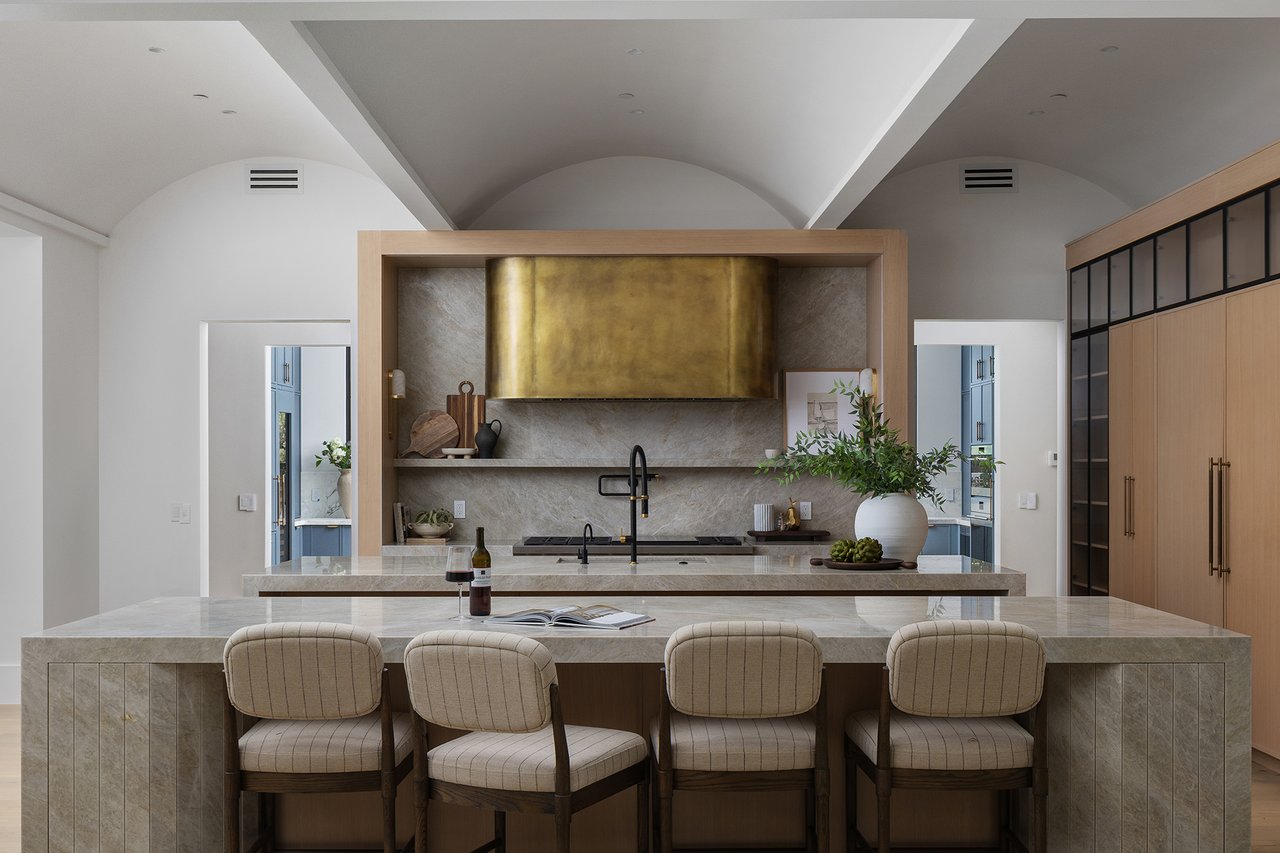 5717 E VIA LOS RANCHOS