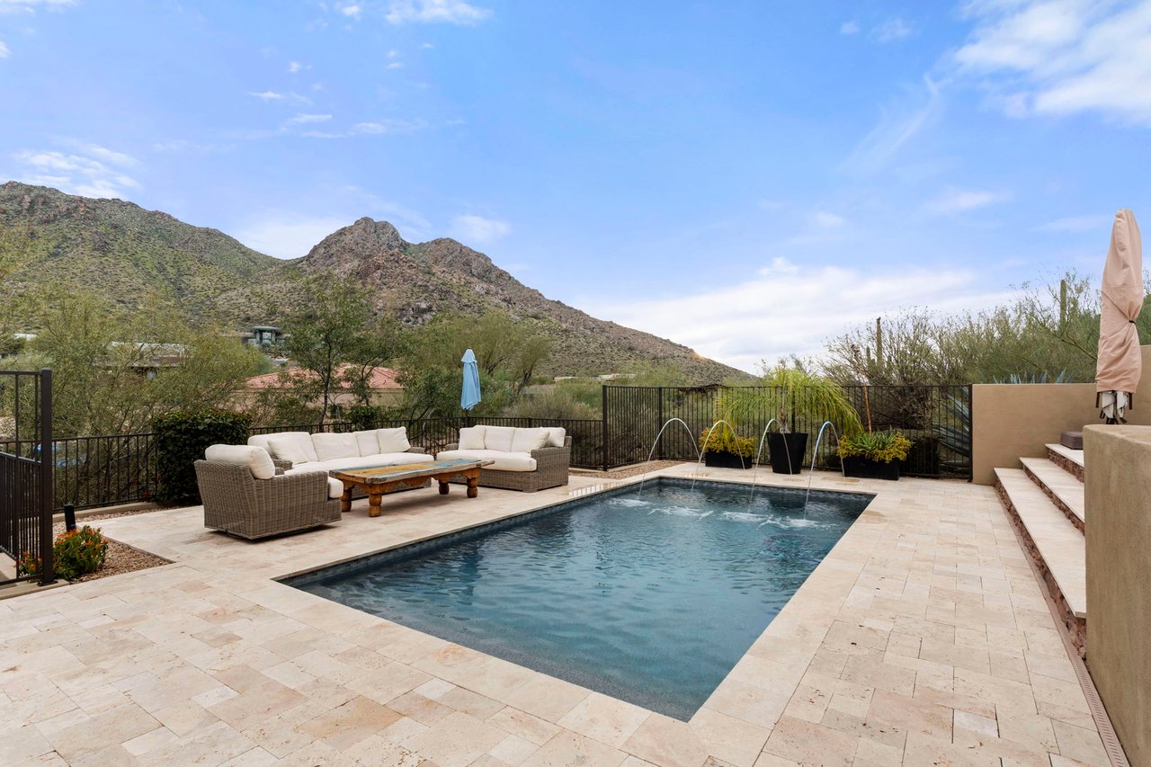 11923 E CASITAS DEL RIO Drive