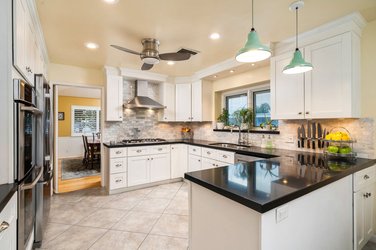 257 W Sonora Place