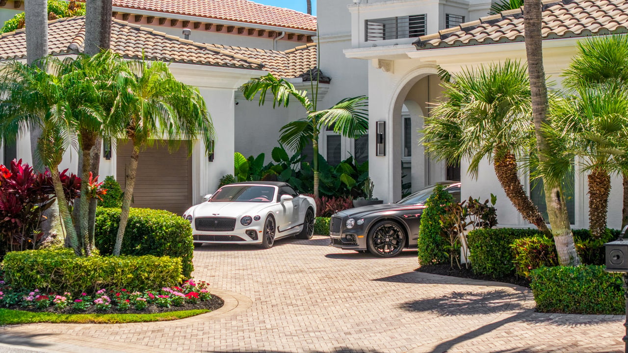 Palm Beach Gardens Waterfront Compound | 200' Deepwater Dockage | Harbour Isles