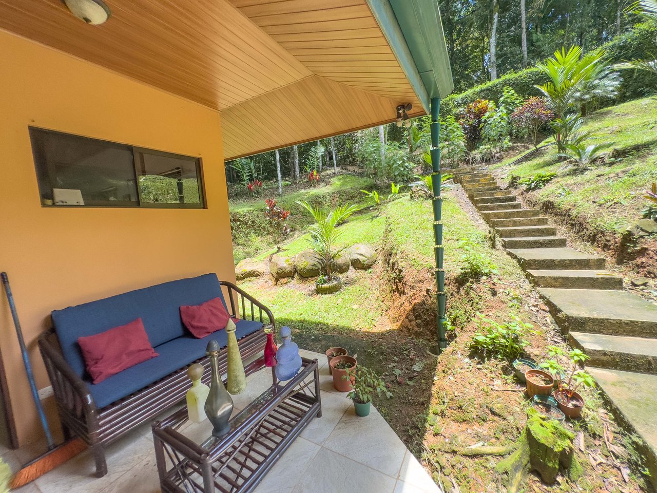 Valley of the Horses , Multi-Home Mountain Retreat -Dominical