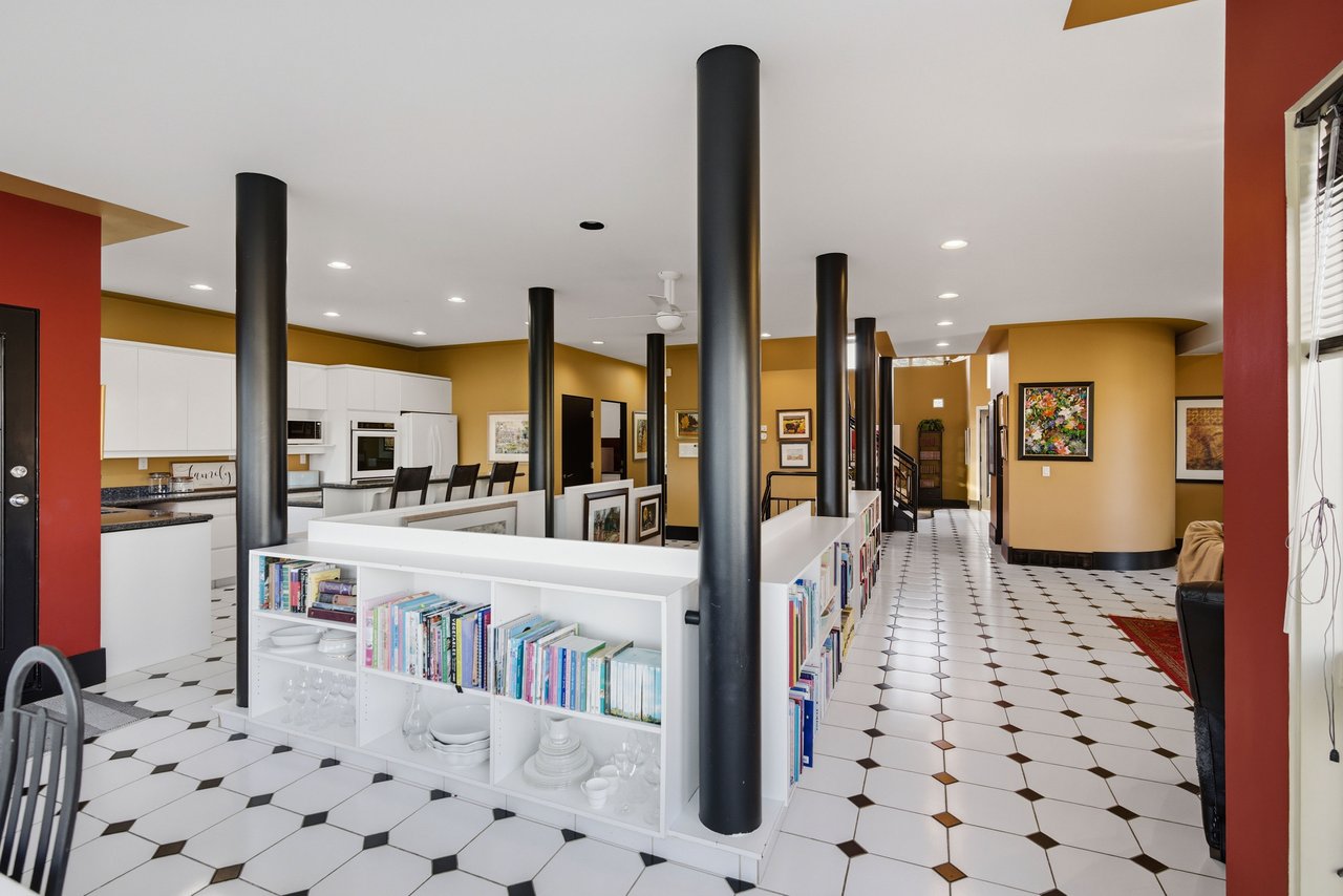 64 Patterson Mews SW