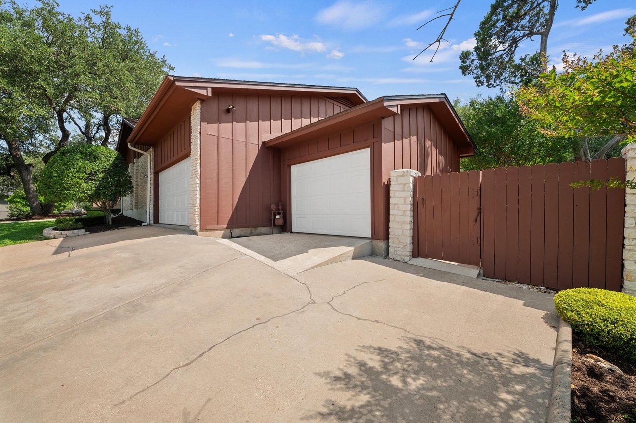 7602 Parkview Circle