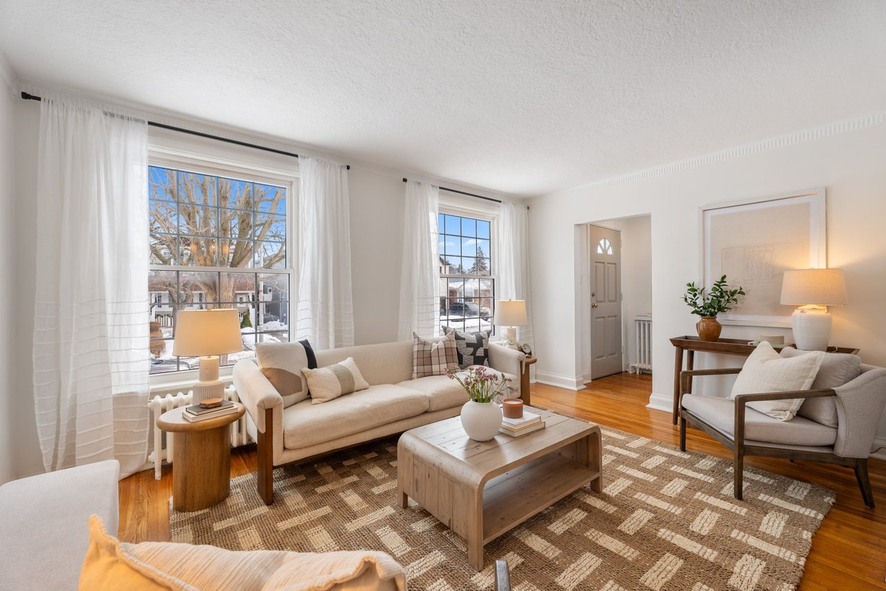 42 HUNT CLUB DRIVE