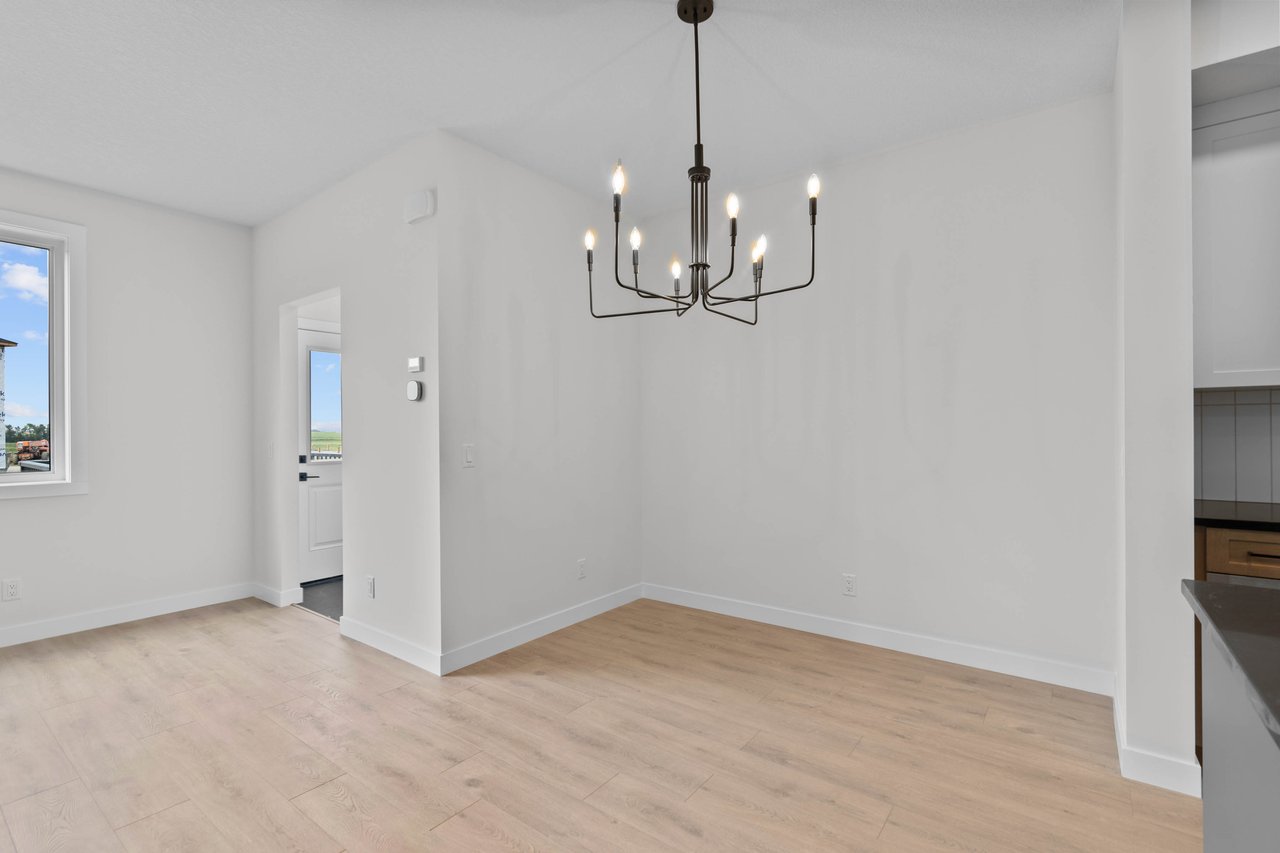 175 Belvedere Crescent SE