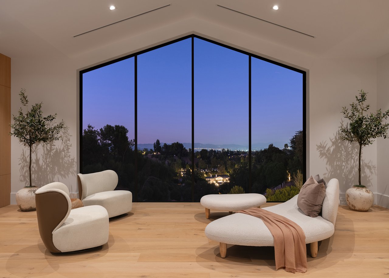 24105 HIDDEN RIDGE RD, HIDDEN HILLS