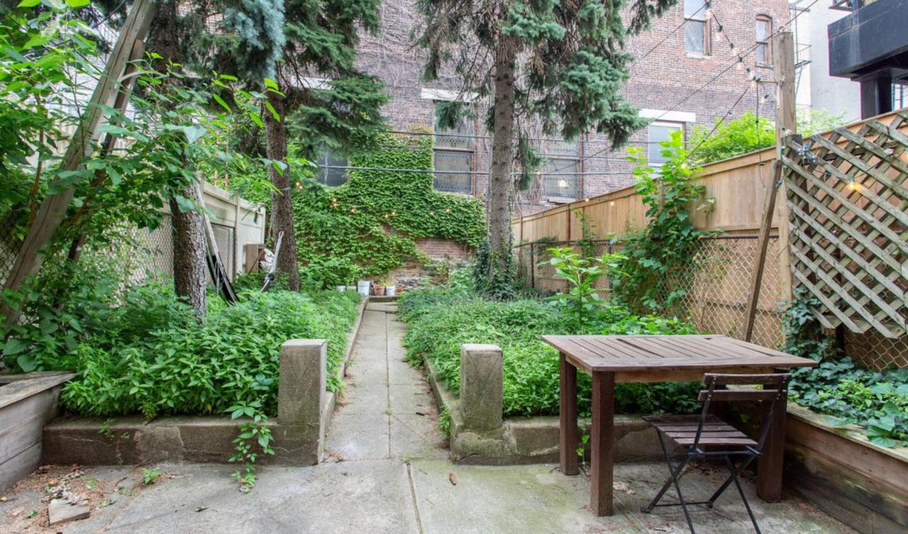 682 Humboldt Street