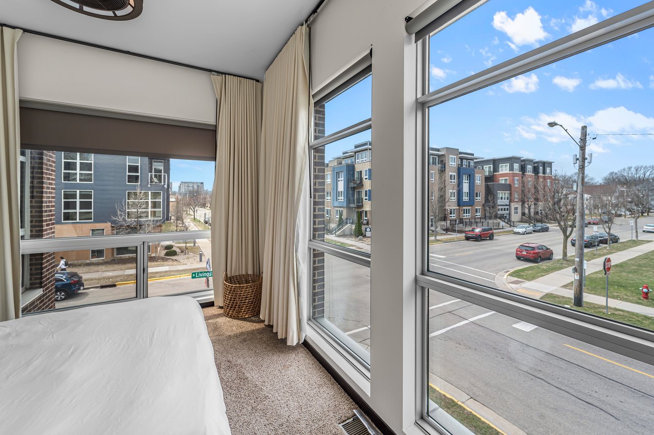 23 N Livingston Street