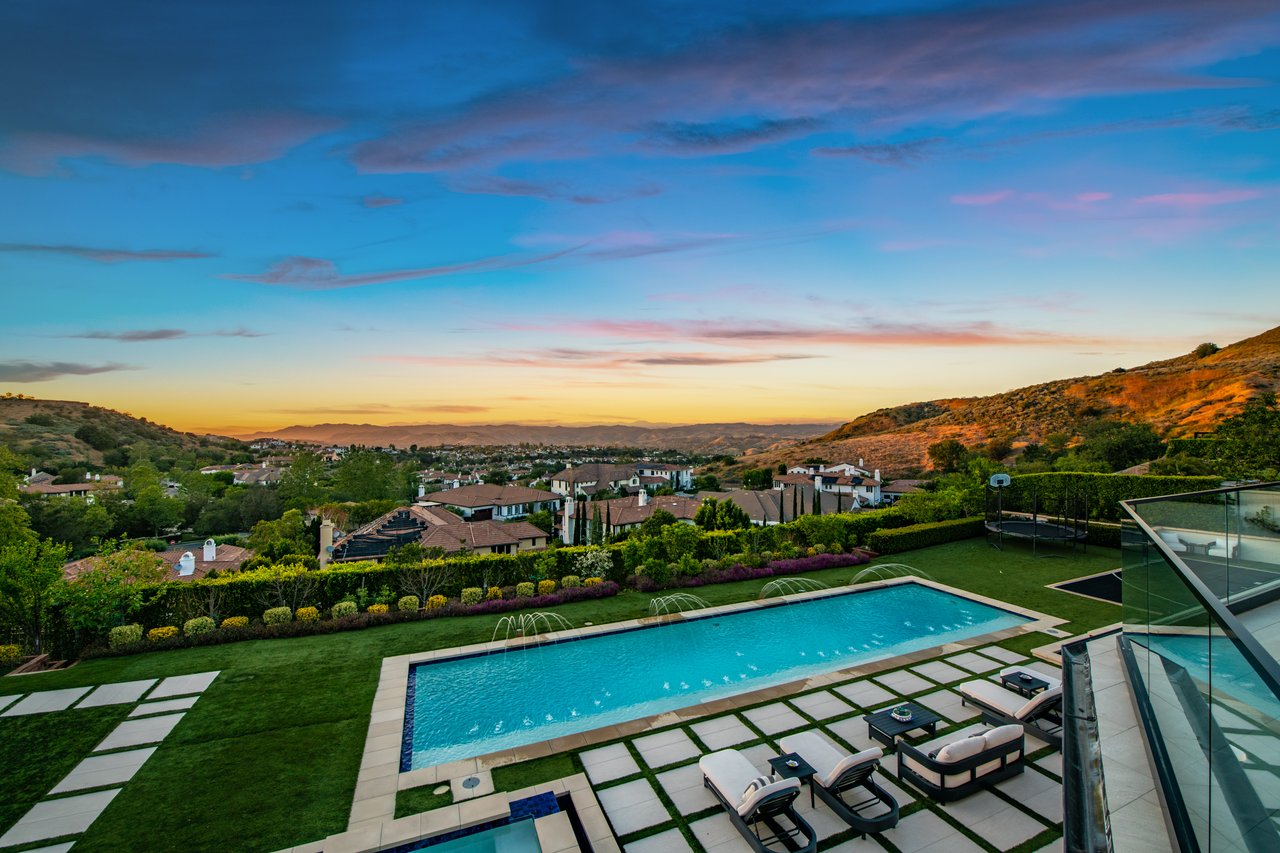 25201 Prado Del Misterio