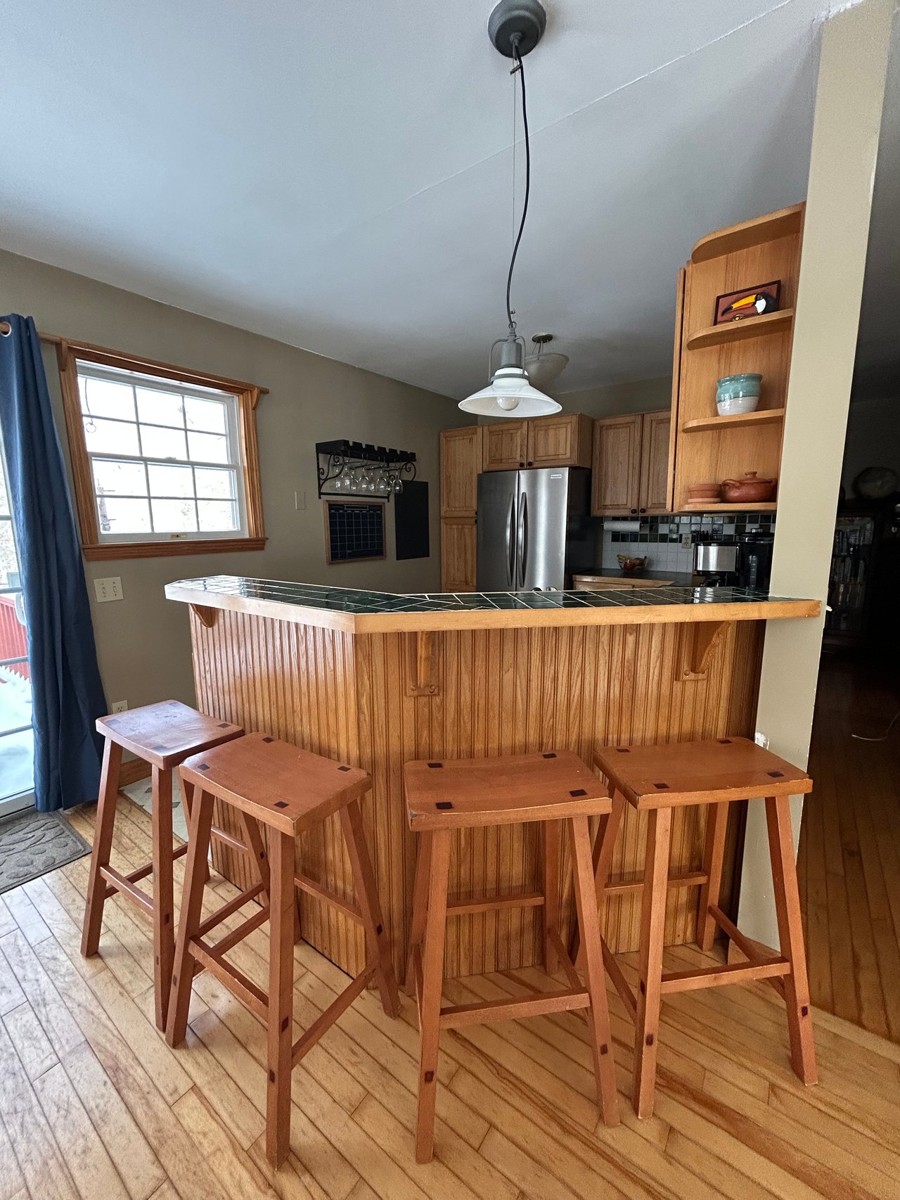 56 Lake Av, Rockland