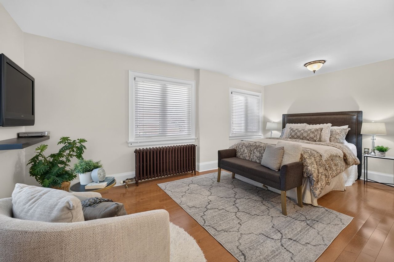 33 Ben Machree Dr